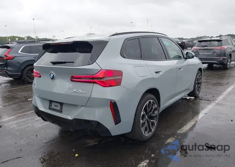 2025 BMW X3 30 xDrive z USA, uszkodzony, nr VIN 5UX53GP03S9Y68602